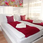 Relax-red Mit Pool Und Sauna * Scheidegg