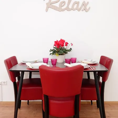 Relax-red Mit Pool Und Sauna Apartment Scheidegg