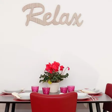 Relax-red Mit Pool Und Sauna Apartment *