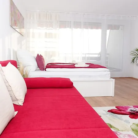 Relax-red Mit Pool Und Sauna Appartement
